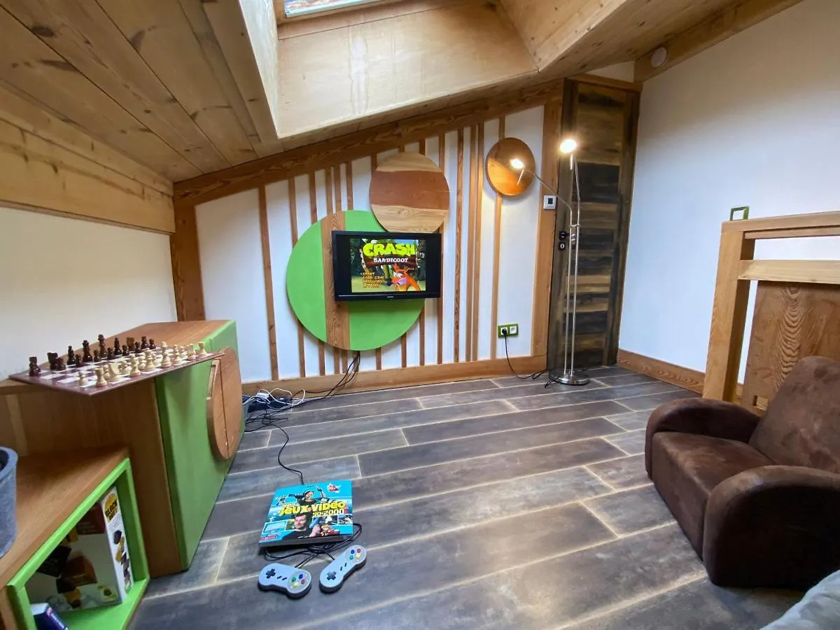 Chalet Duplex Avec Poele A Bois, Parking Et Wifi - Fr-1-343-166 Chamonix